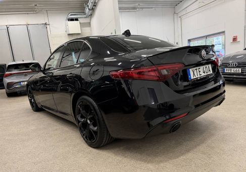 Alfa Romeo Giulia, 2021 2