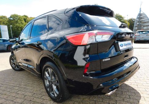 Ford Kuga, 2022