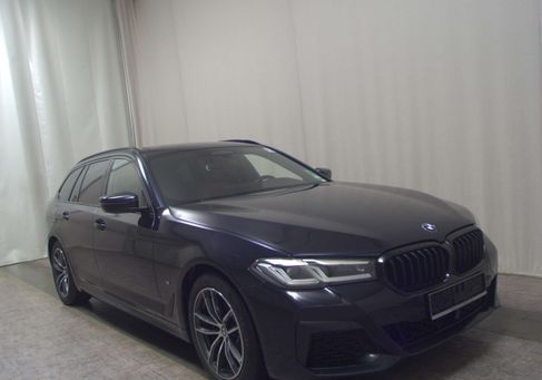 BMW 520, 2022
