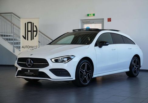 Mercedes-Benz CLA 250, 2022 3