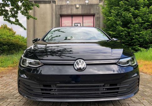 Volkswagen Golf, 2023