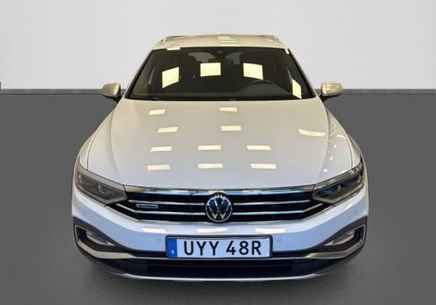 Volkswagen Passat, 2022