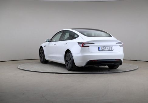 Tesla Model 3, 2024