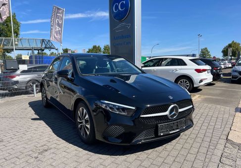 Mercedes-Benz A 180, 2025