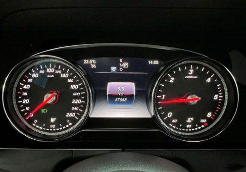 Mercedes-Benz E 220, 2019