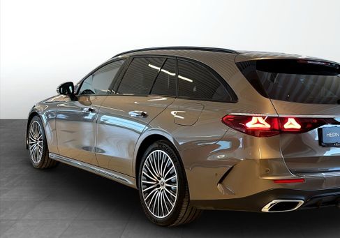 Mercedes-Benz E 300, 2025