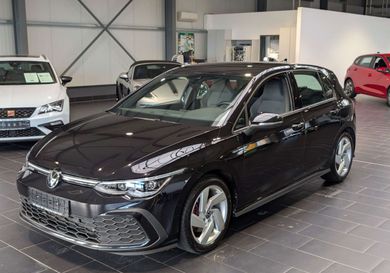 Volkswagen Golf, 2022