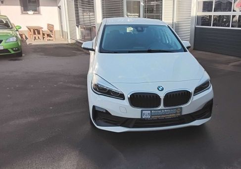 BMW 225, 2019