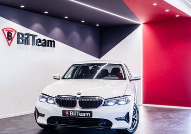 BMW 330, 2020