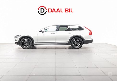 Volvo V90 Cross Country, 2019