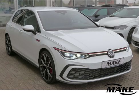 Volkswagen Golf, 2021 3
