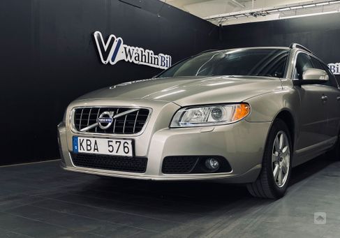 Volvo V70, 2010