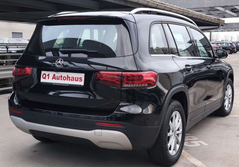 Mercedes-Benz GLB 180, 2022