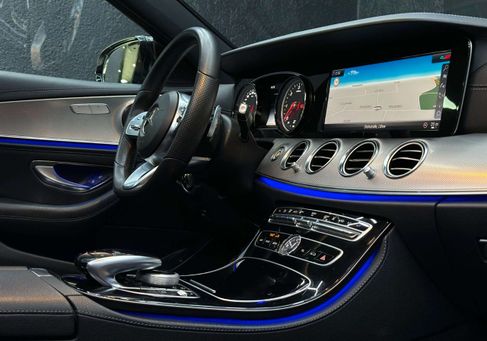 Mercedes-Benz E 220, 2019