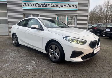 BMW 216, 2022
