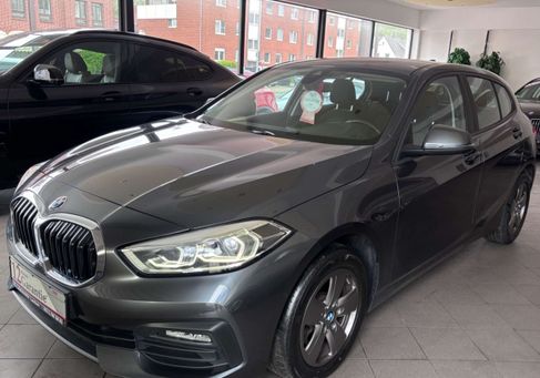 BMW 118, 2021