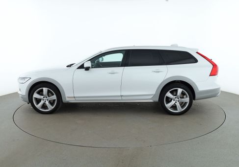 Volvo V90 Cross Country, 2019
