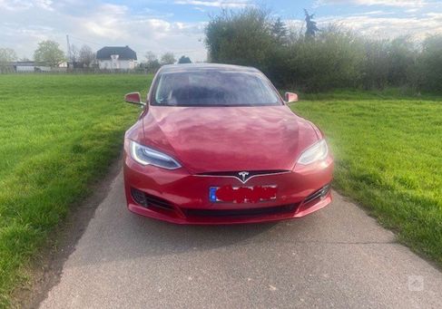 Tesla Model S, 2017