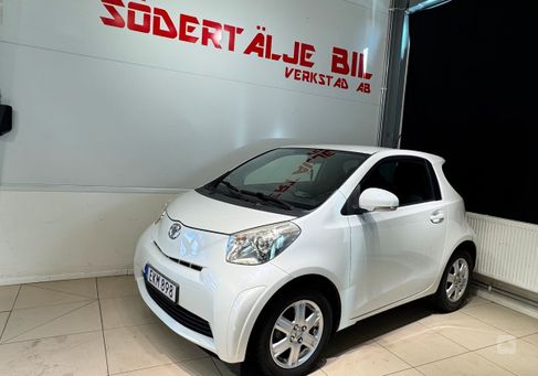 Toyota IQ, 2009
