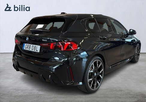 BMW 120, 2026 3