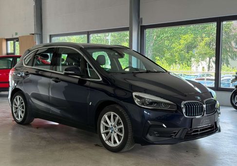 BMW 225, 2019