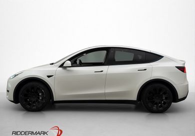 Tesla Model Y, 2023