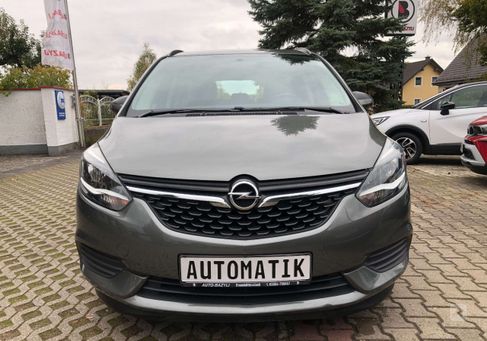 Opel Zafira, 2017