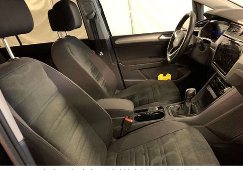 Volkswagen Touran, 2022