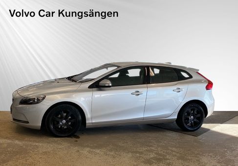 Volvo V40, 2018