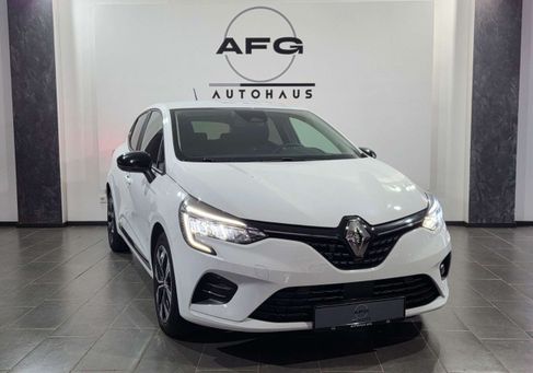 Renault Clio, 2023