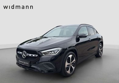 Mercedes-Benz GLA 180, 2021