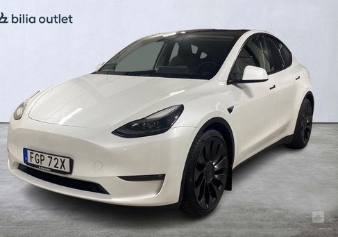 Tesla Model Y, 2023