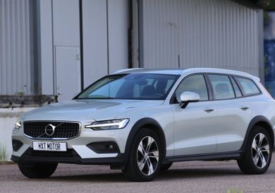 Volvo V60 Cross Country, 2021