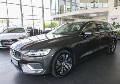 Volvo V60, 2022