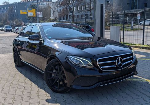 Mercedes-Benz E 400, 2019