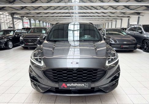 Ford Kuga, 2022