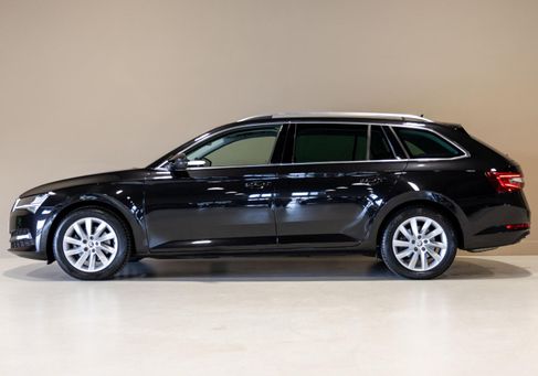 Skoda Superb, 2022 3
