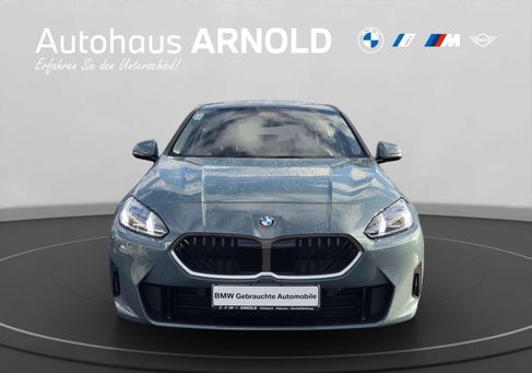BMW 120, 2024