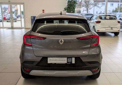 Renault Captur, 2024