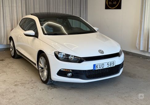 Volkswagen Scirocco, 2011
