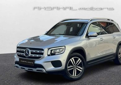 Mercedes-Benz GLB 180, 2021