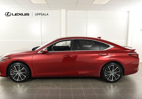 Lexus ES, 2024