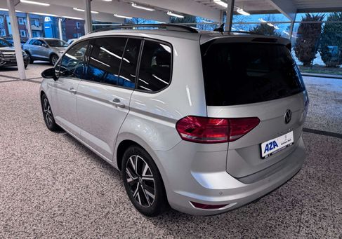 Volkswagen Touran, 2023 3