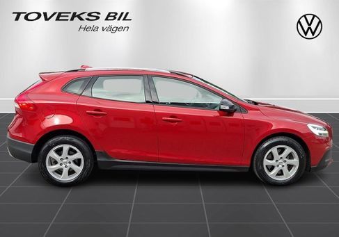 Volvo V40 Cross Country, 2019