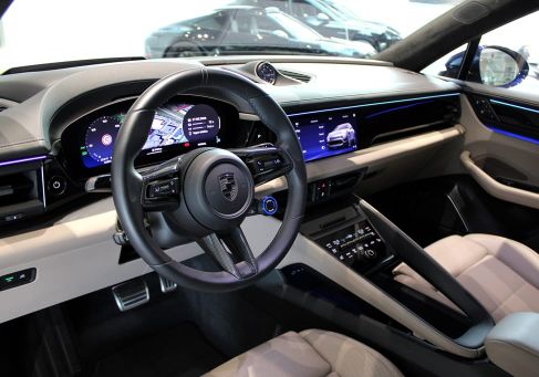 Porsche Macan, 2024
