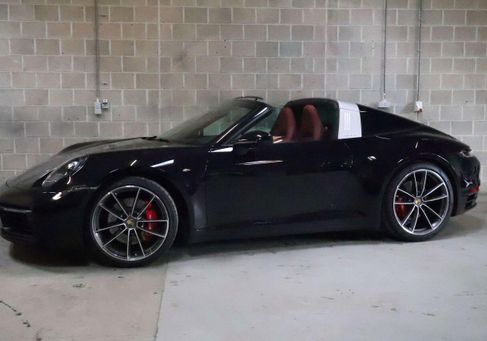 Porsche 911, 2023