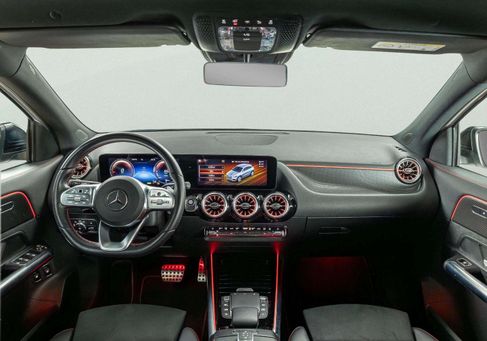 Mercedes-Benz GLA 250, 2021