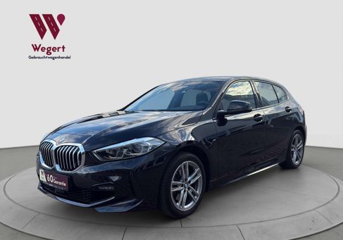 BMW 118, 2024