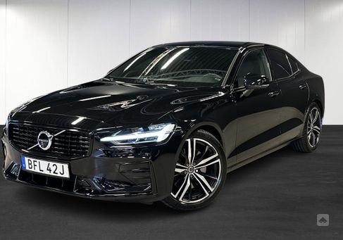 Volvo S60, 2022