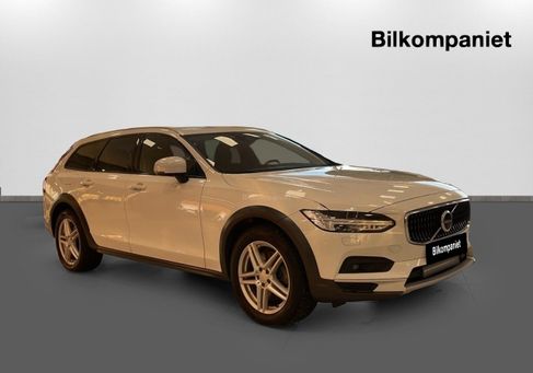 Volvo V90 Cross Country, 2021